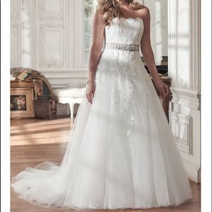 Maggie Sottero wedding dress